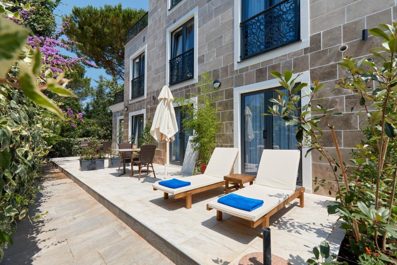 Moderna Luxury Apartments With Heated Pool Tivat Exterior photo