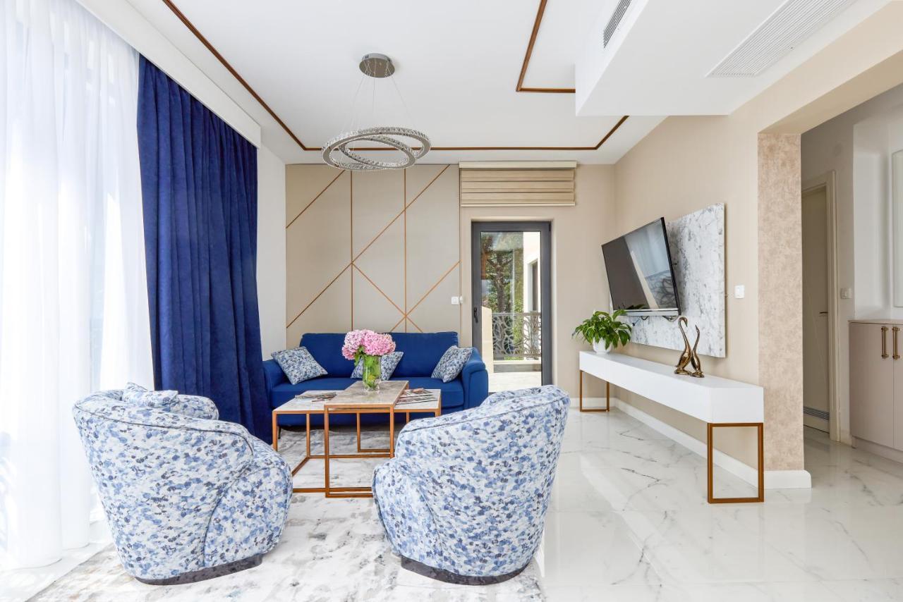 Moderna Luxury Apartments With Heated Pool Tivat Exterior photo
